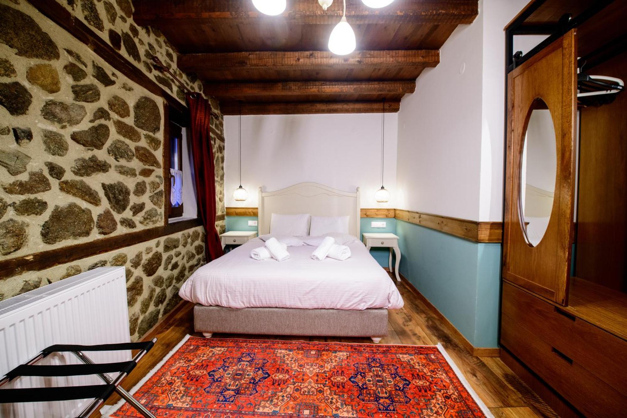 Agios Germanos Hotel Eksteriør billede