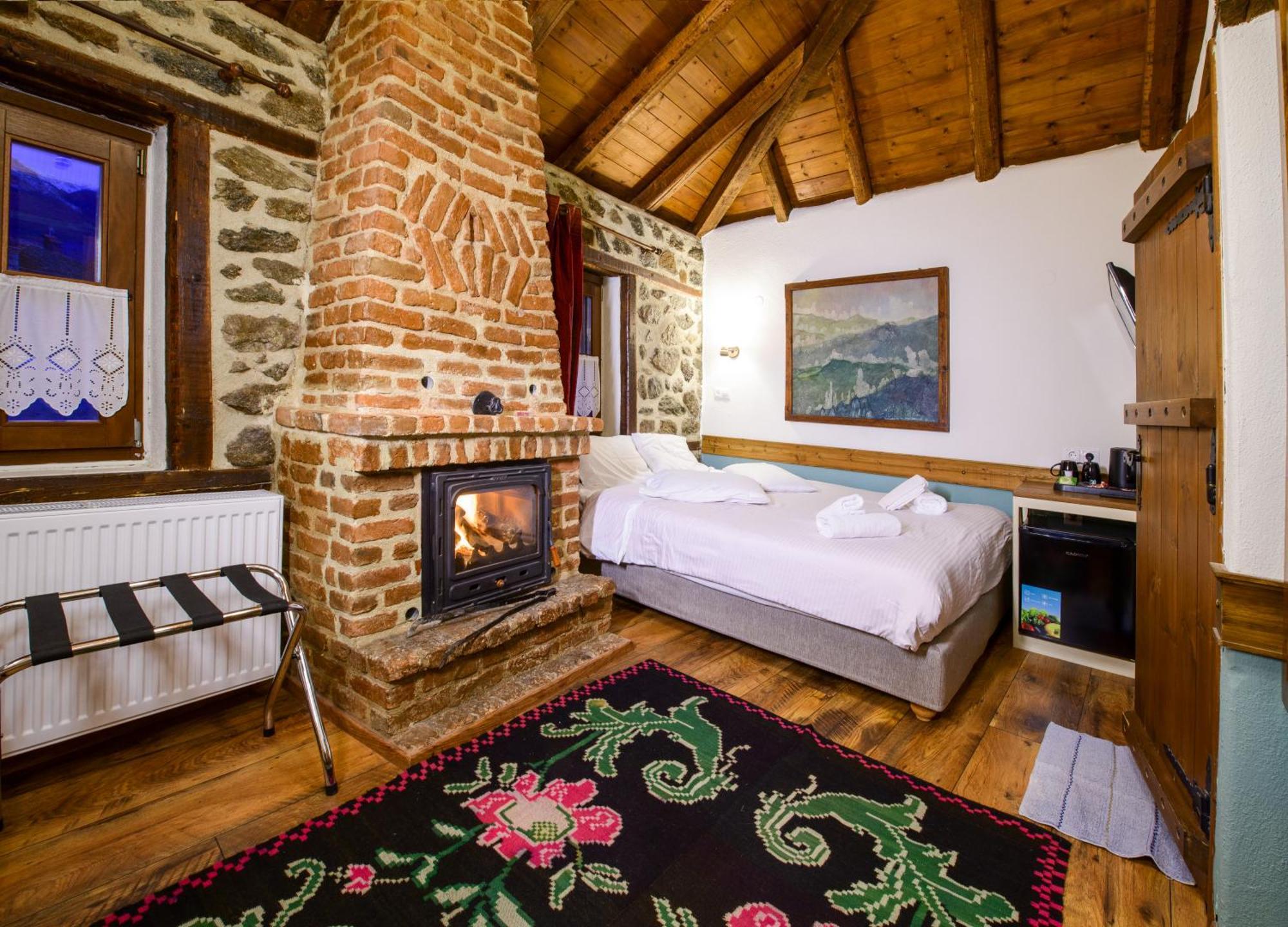 Agios Germanos Hotel Eksteriør billede