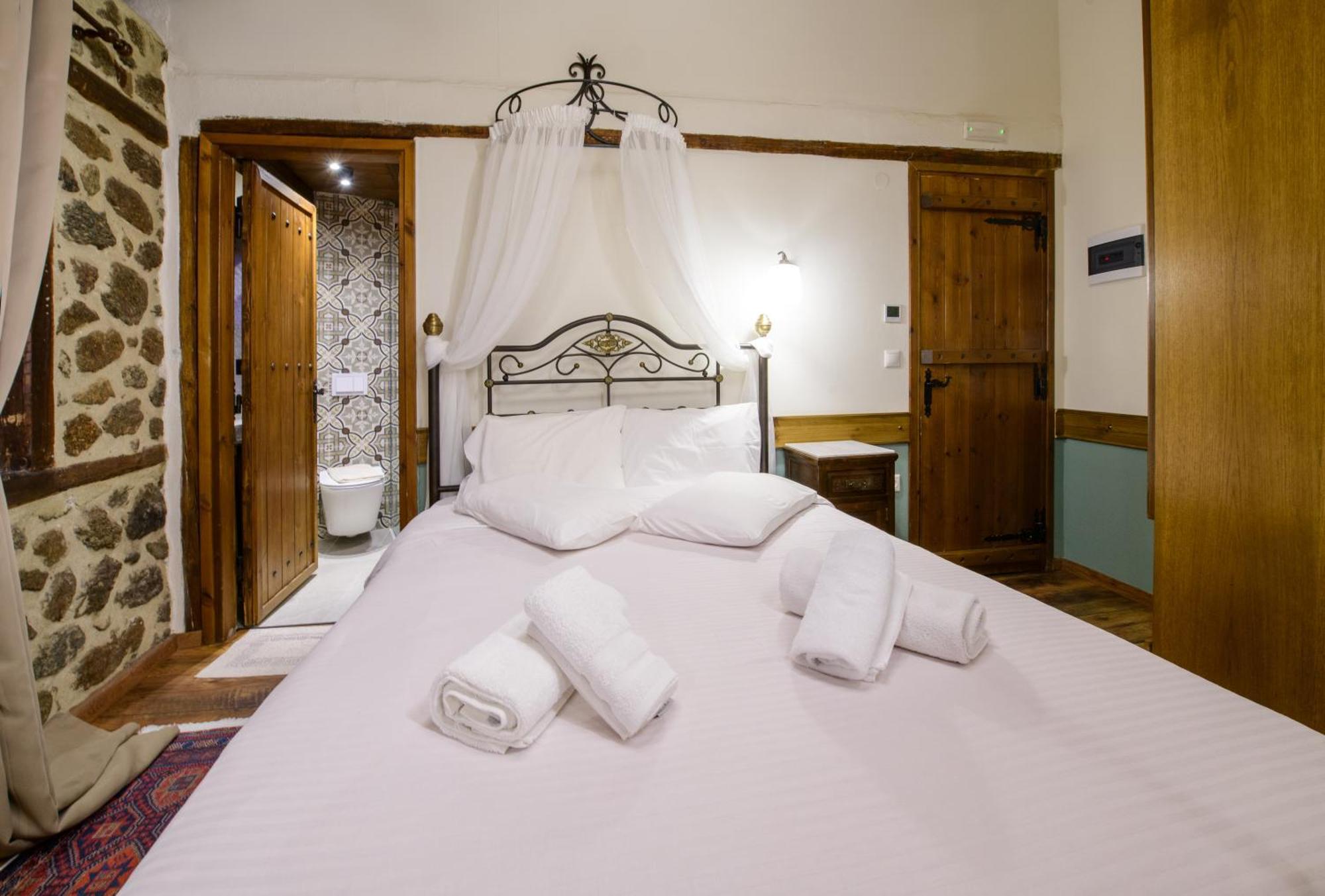 Agios Germanos Hotel Eksteriør billede